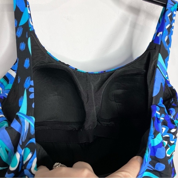 Upstream one piece swimsuit size 16W - Picture 3 of 5